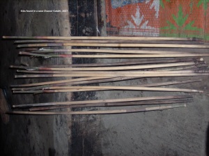 Stticks-Found in a Chavoor Dader (2)