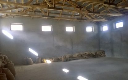 ضلع ہنزہ کے بالائی علاقہ چپورسن گوجال میں گندم کے ڈپو خالی ہو گئے،