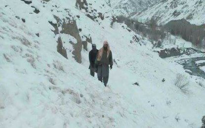 چترال : وادی تریچ شدید برفباری کی لپیٹ میں ،ذوندرانگرم کے دو غلہ گودام زمین بوس ،لاکھوں کے نقصان کی اطلاع