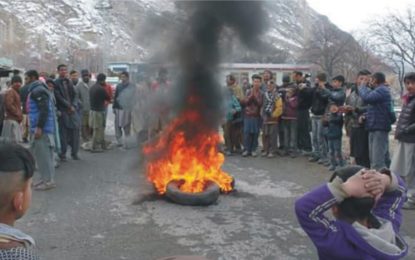 کھرمنگ : مہدی آباد میں پانی کی قلت، مظاہرین نے کارگل روڈ بلاک کرکے احتجاج ریکارڈ کیا