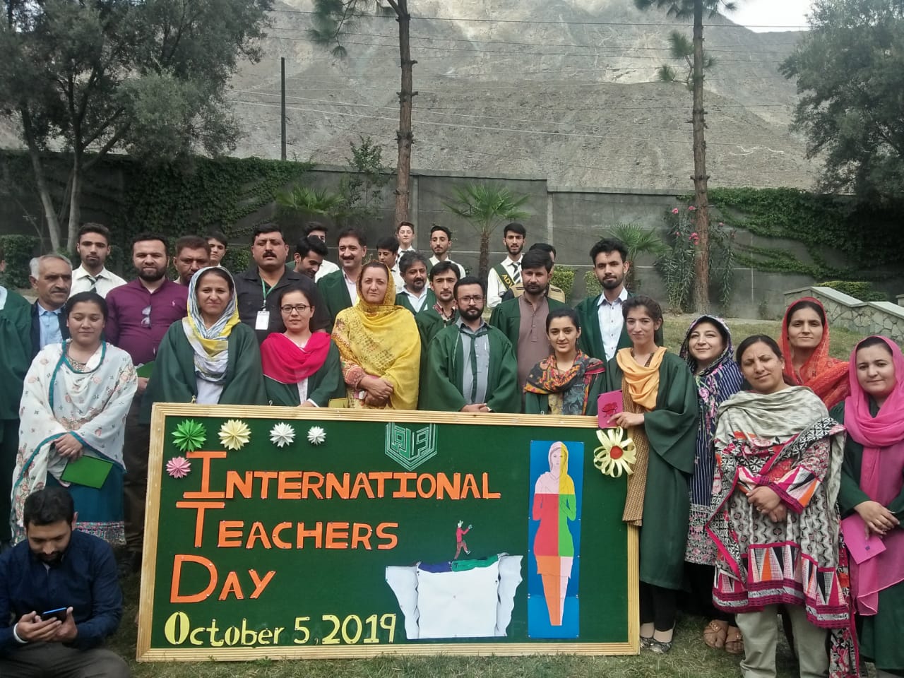 آغاخان ہائر سکینڈری سکول گلگت میں عالمی یوم اساتذہ منایا گیا